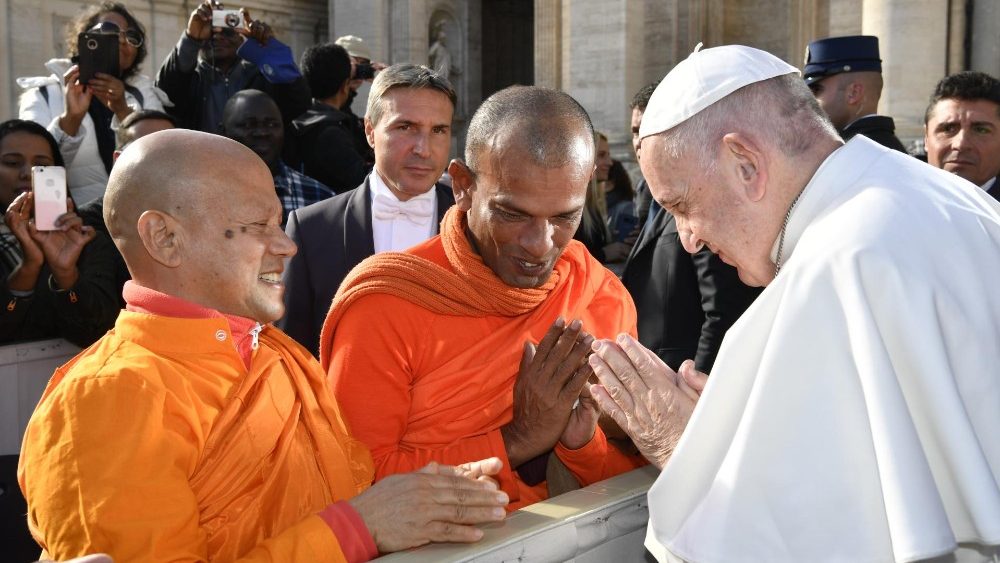 ĐTC Phanxicô: Giới luật giúp nhận ra mình cần được cứu độ và mở lòng ra với Chúa