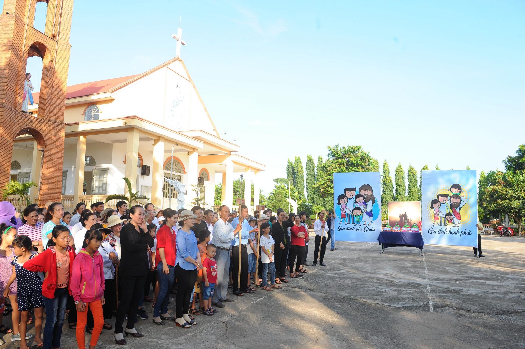 Gx. Hoà Lâm: Ngày họp mặt các gia đình