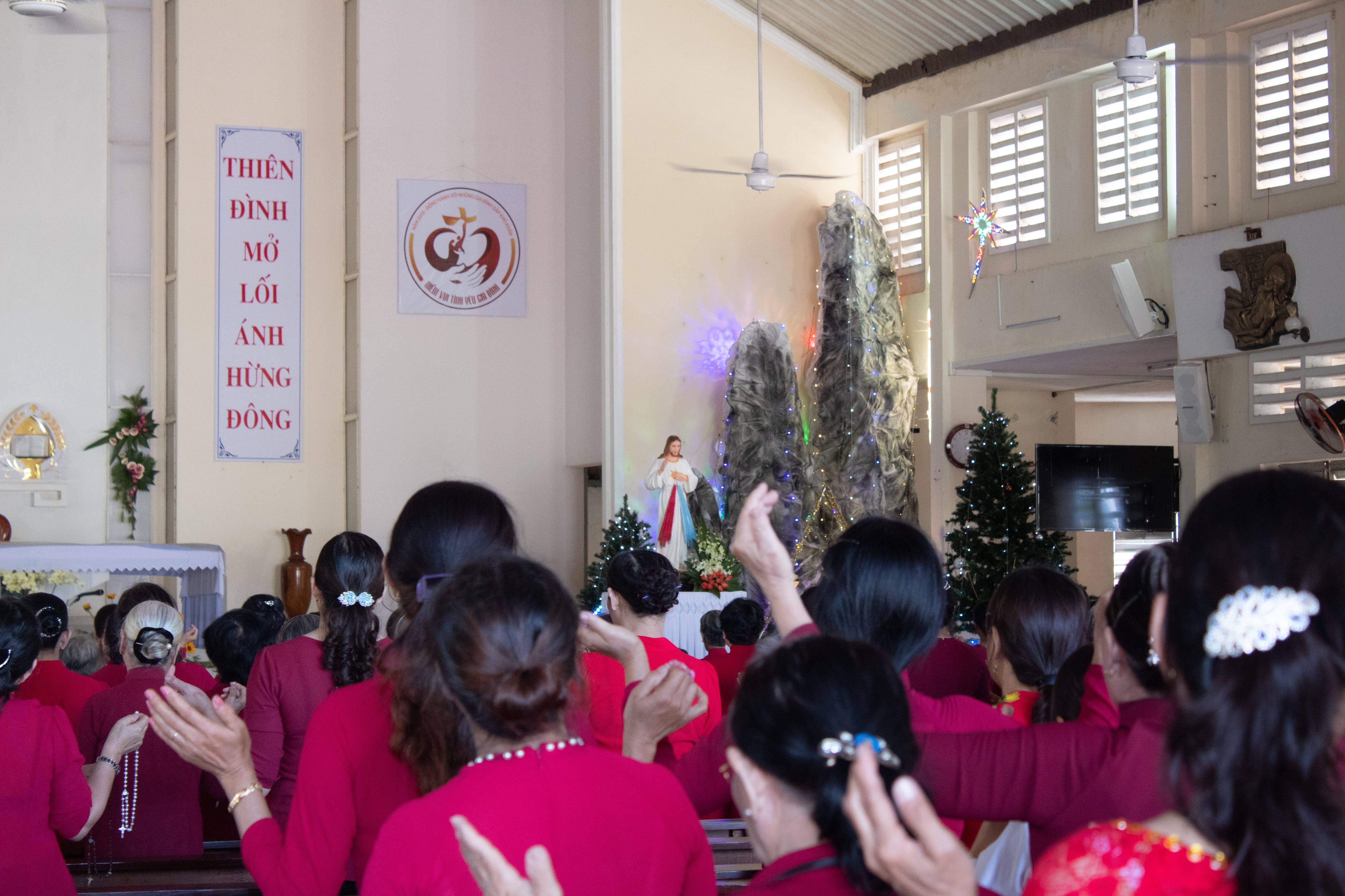Tin Ảnh: Gx. Đức Mỹ: Hội Lòng Thương Xót Chúa Hạt Bình Giã sinh hoạt tháng 01.2019