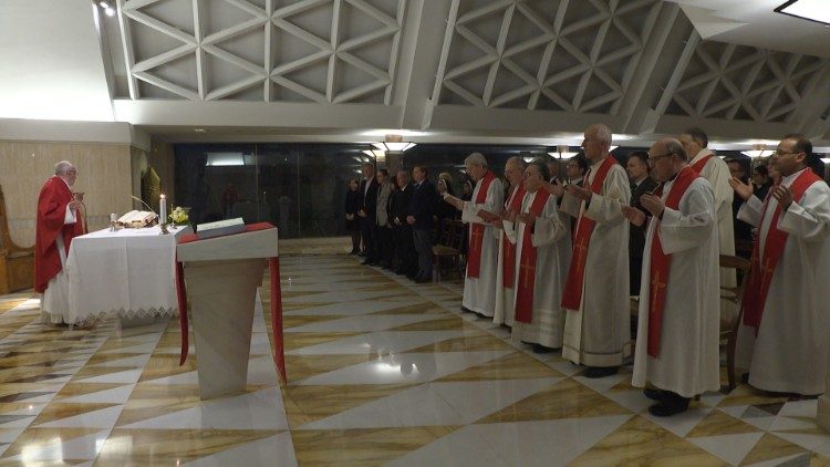 Đức Thánh Cha: Các Mối Phúc, kiểu mẫu đích thực của đời Kitô hữu