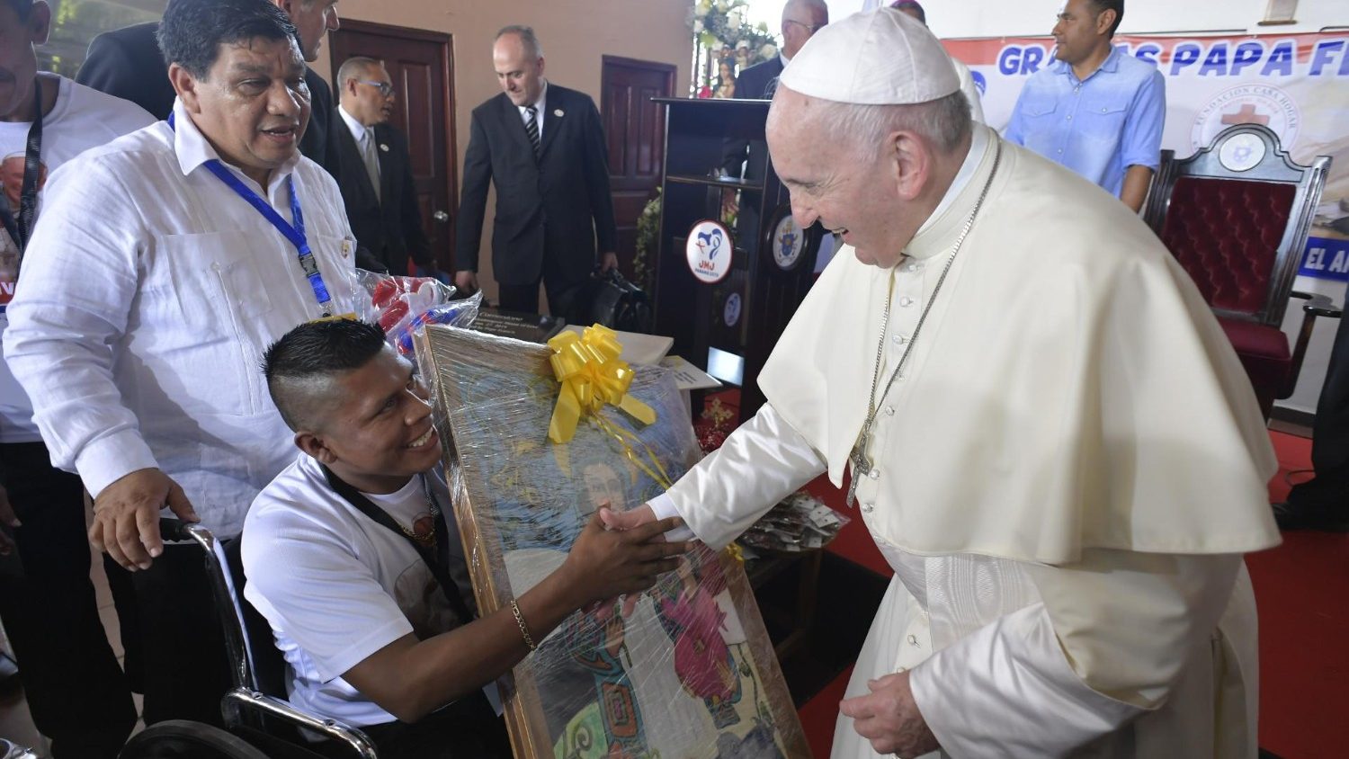 ĐTC thăm Mái Ấm ”Người Samaritano nhân lành”