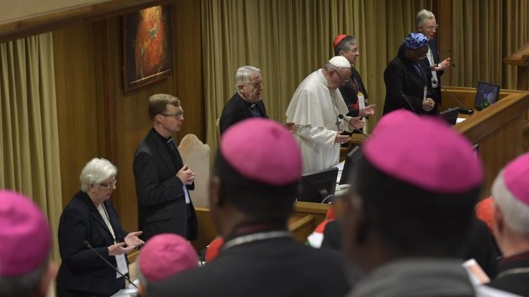 Cha Zollner kêu gọi kiên nhẫn đợi những thành quả cụ thể