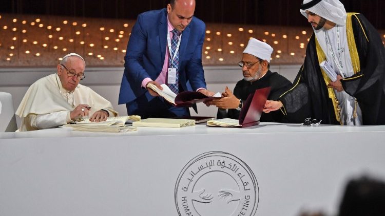 Tuyên ngôn chung của ĐTC và Đại Iman Đền Thờ Al Azhar