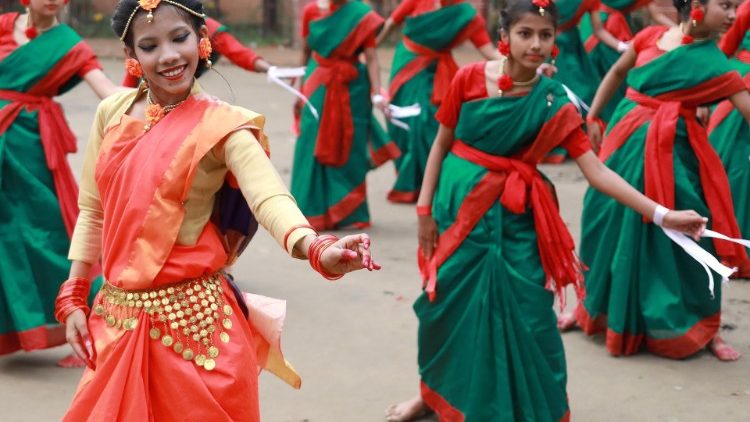 Phụ nữ Công giáo đầu tiên ở Bangladesh làm thư ký cho thủ tướng