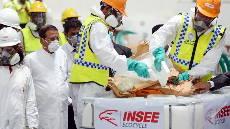 ĐHY Ranjith tuần hành chống ma túy tại Sri Lanka 