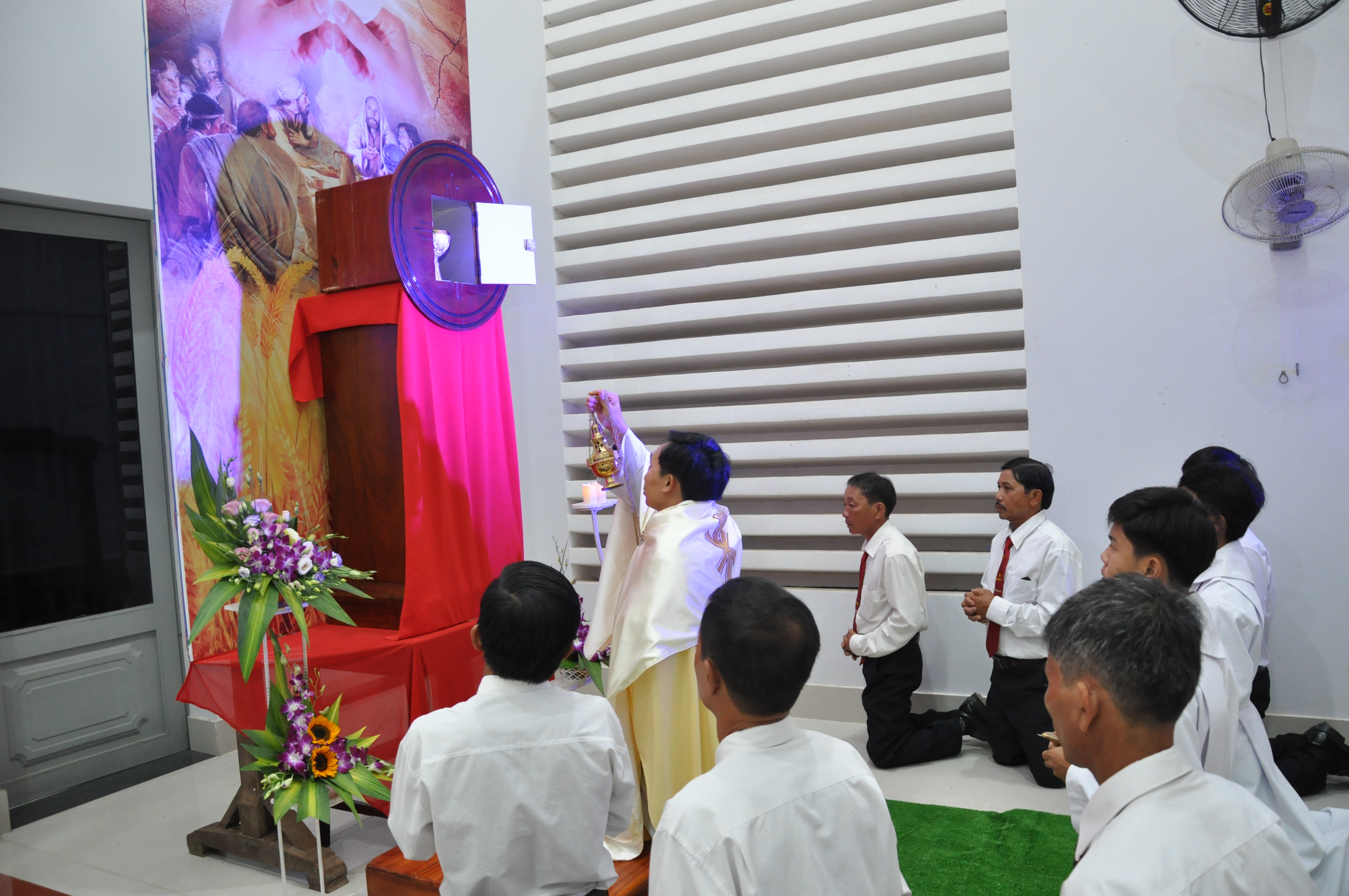 Giáo xứ Hòa Sơn: Thánh Lễ Tiệc Ly- Thứ Năm Tuần Thánh 2019