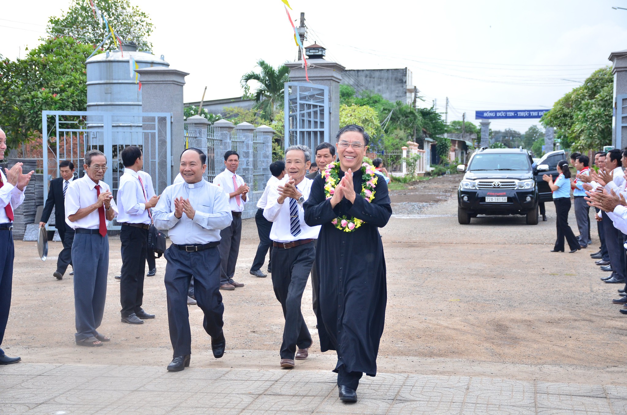 Gx. Hữu Phước đón vị chủ chăn mới: Cha Giuse Đỗ Đức Hiện 