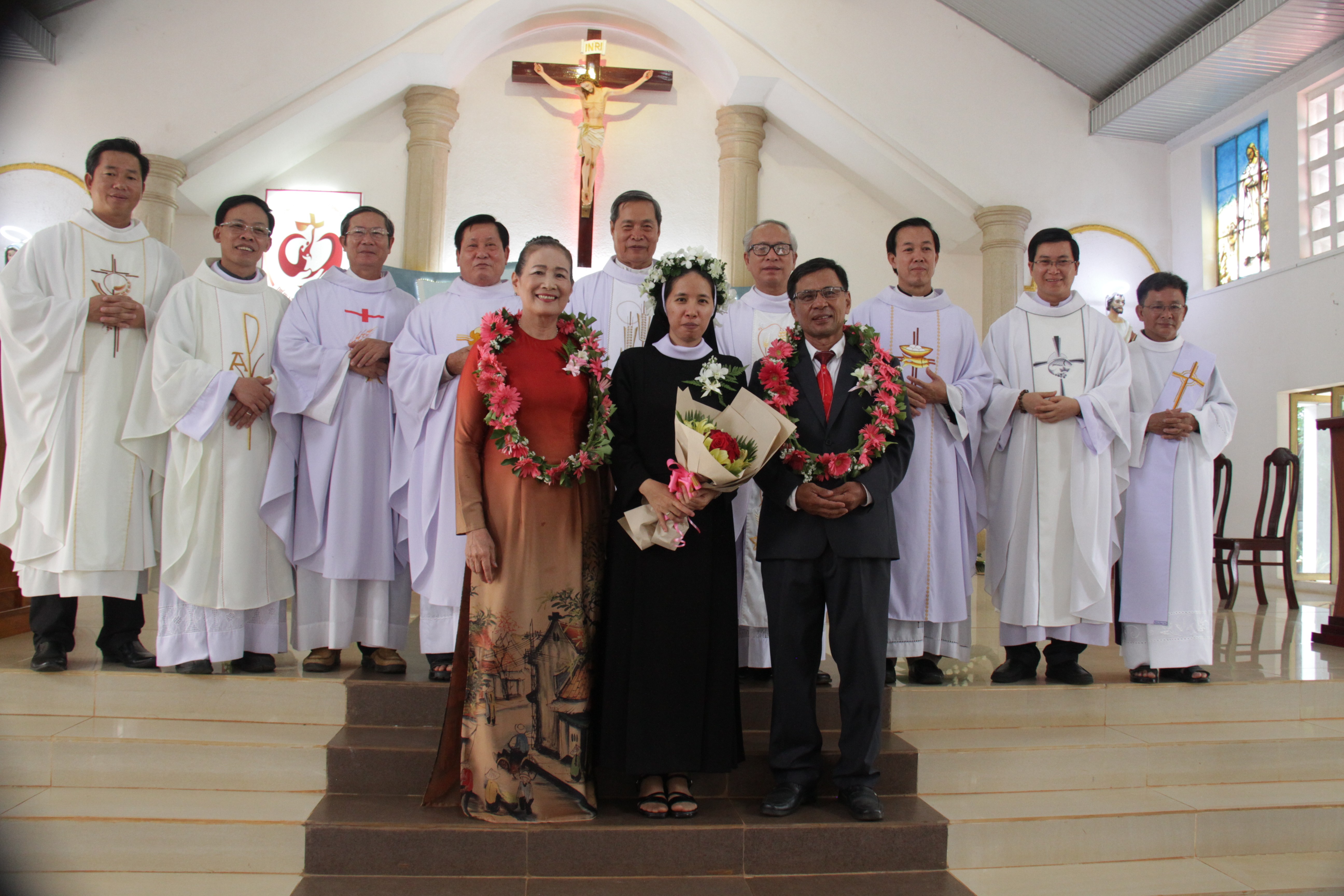 Tin Ảnh: Gx. Thiện Phước: Thánh lễ tạ ơn mừng hồng ân vĩnh khấn nữ tu Maria Nguyễn Hoàng Hải Ly