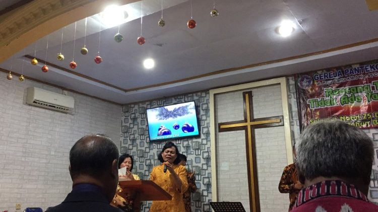 Giáo phận ở Papua Indonesia có các tân linh mục thuộc các nhóm bộ lạc 