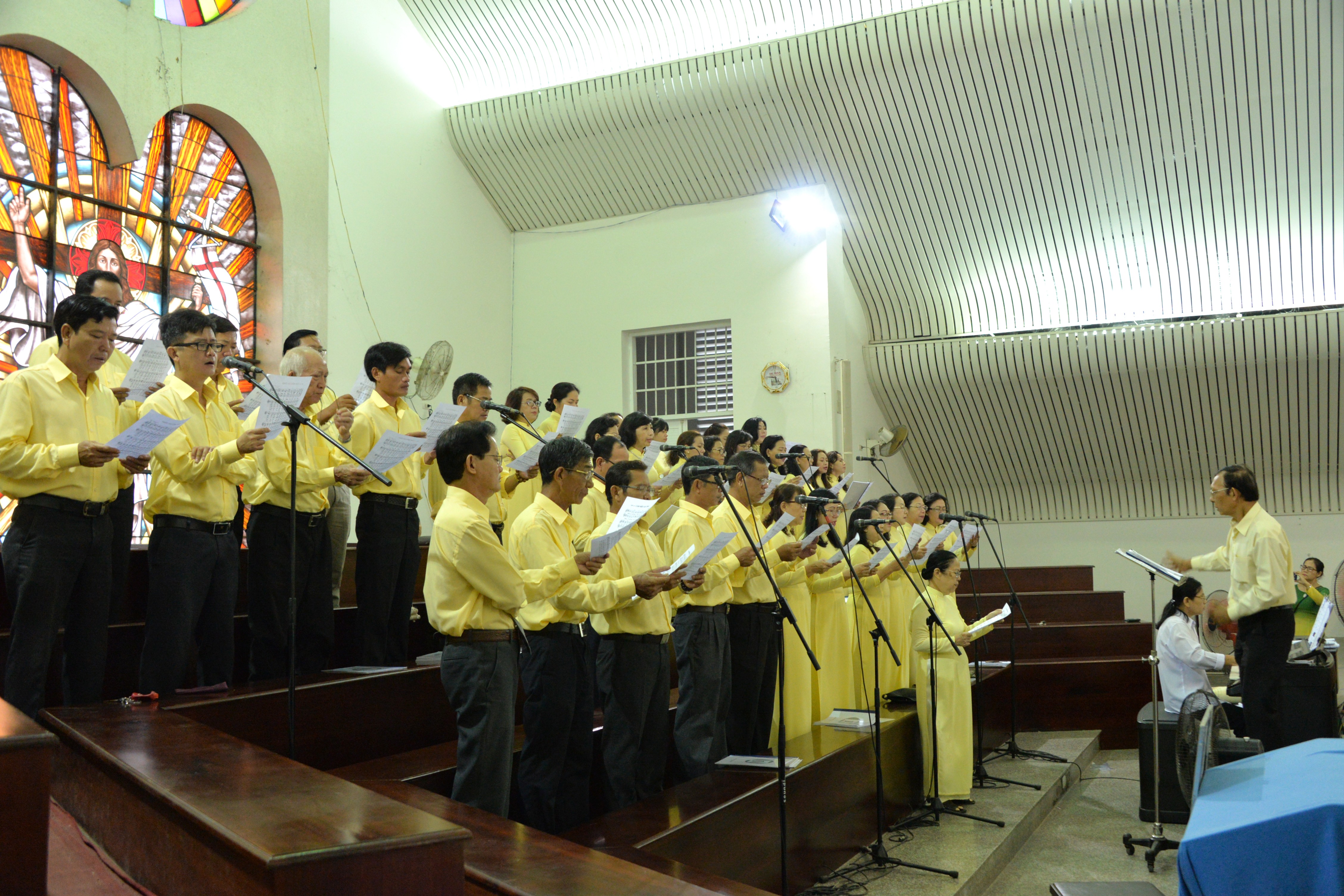 Gx. Chánh Tòa: Mừng lễ kính Tổng lãnh thiên thần Micae- Bổn mạng ca đoàn giáo xứ