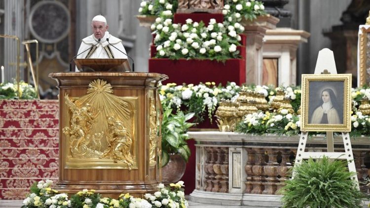 ĐTC khai mạc Tháng Truyền giáo Ngoại thường 