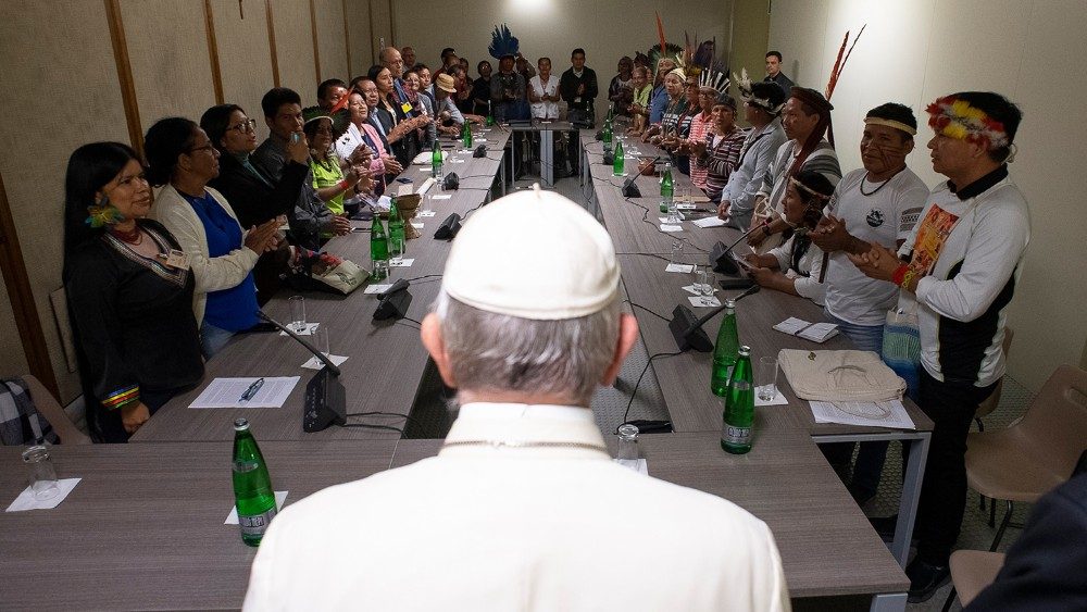 ĐTC Phanxicô gặp một nhóm người bản địa: Tin Mừng phải được hội nhập văn hóa 