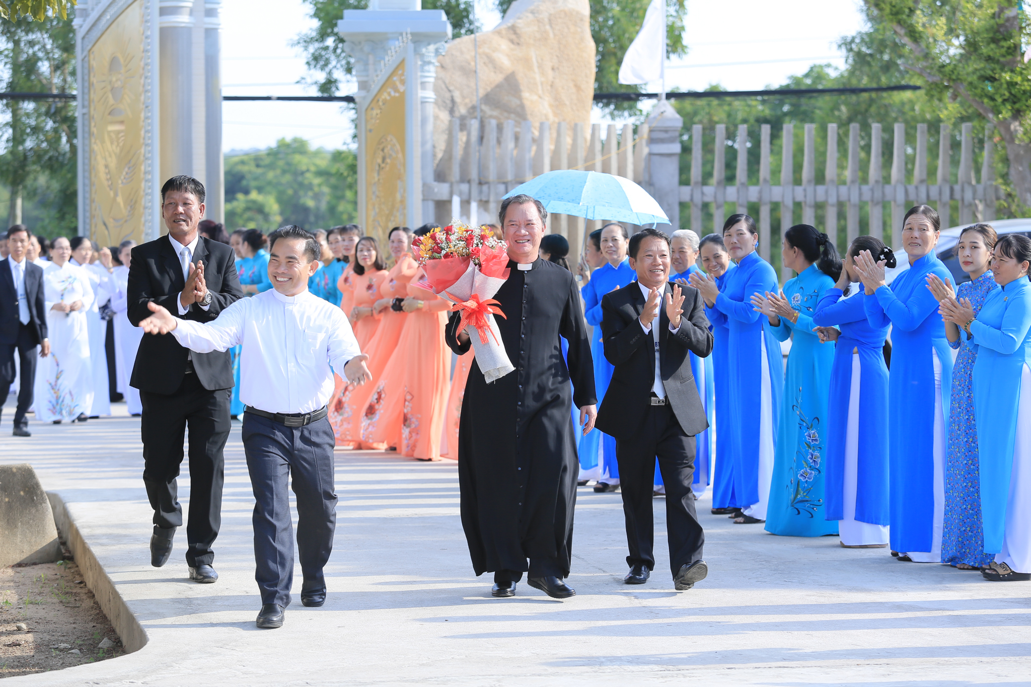 Gx. Hồ Tràm:  Đón chào Cha Tân Chánh xứ Phanxicô Xaviê Vũ Sơn Lâm