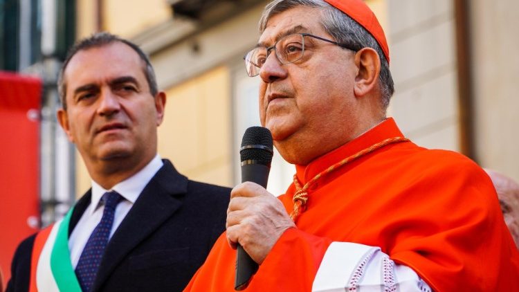 Đức Hồng y Sepe kêu gọi các tội phạm buông vũ khí 