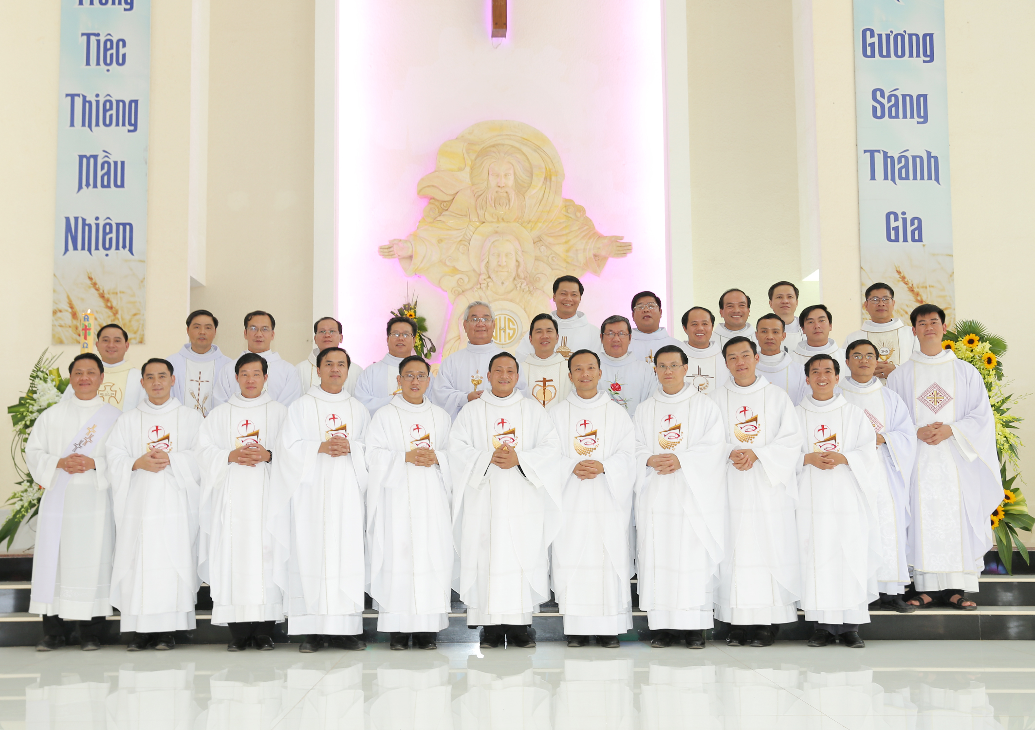 GHBL. Phú Vinh: Thánh lễ tạ ơn của Tân Linh mục Phêrô Nguyễn Văn Hiến