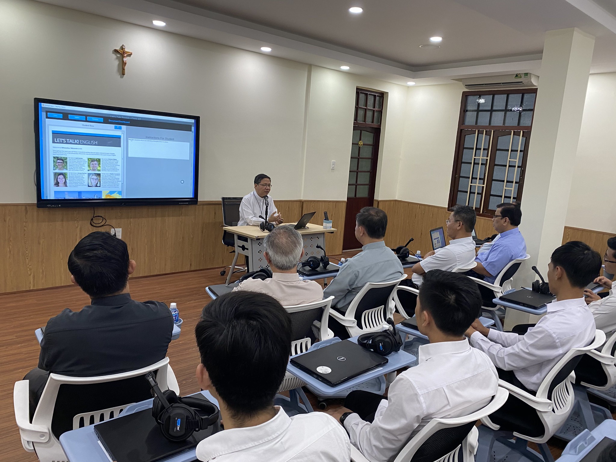 Giáo phận Phan Thiết: Khánh thành phòng học thông minh smartclass+