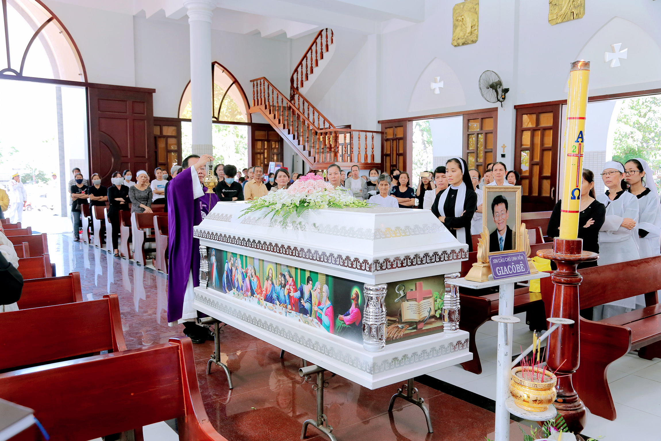 Gx. Long Toàn: Thánh lễ an táng Ông cố Giacôbê Phạm Văn Sáng