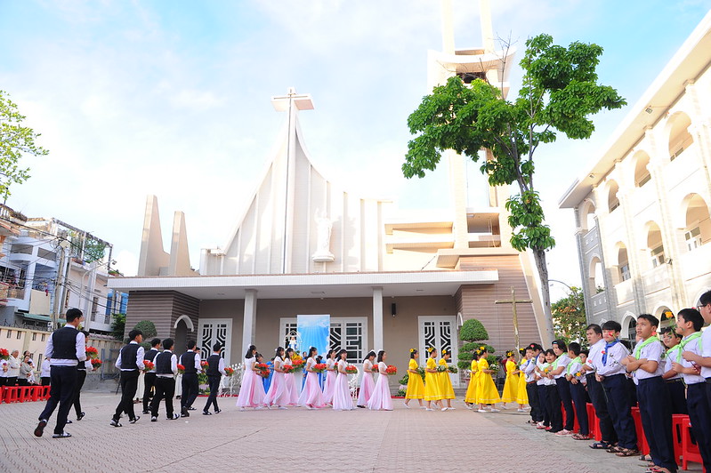 Gx. Phước Tỉnh: Cử hành giờ bế mạc Tháng Hoa – 31.5.2020