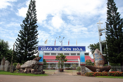 Gx. Sơn Hòa: 32 em thiếu nhi rước Chúa lần đầu