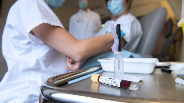 ĐTC Phanxicô: Đừng quên các nạn nhân của virus corona