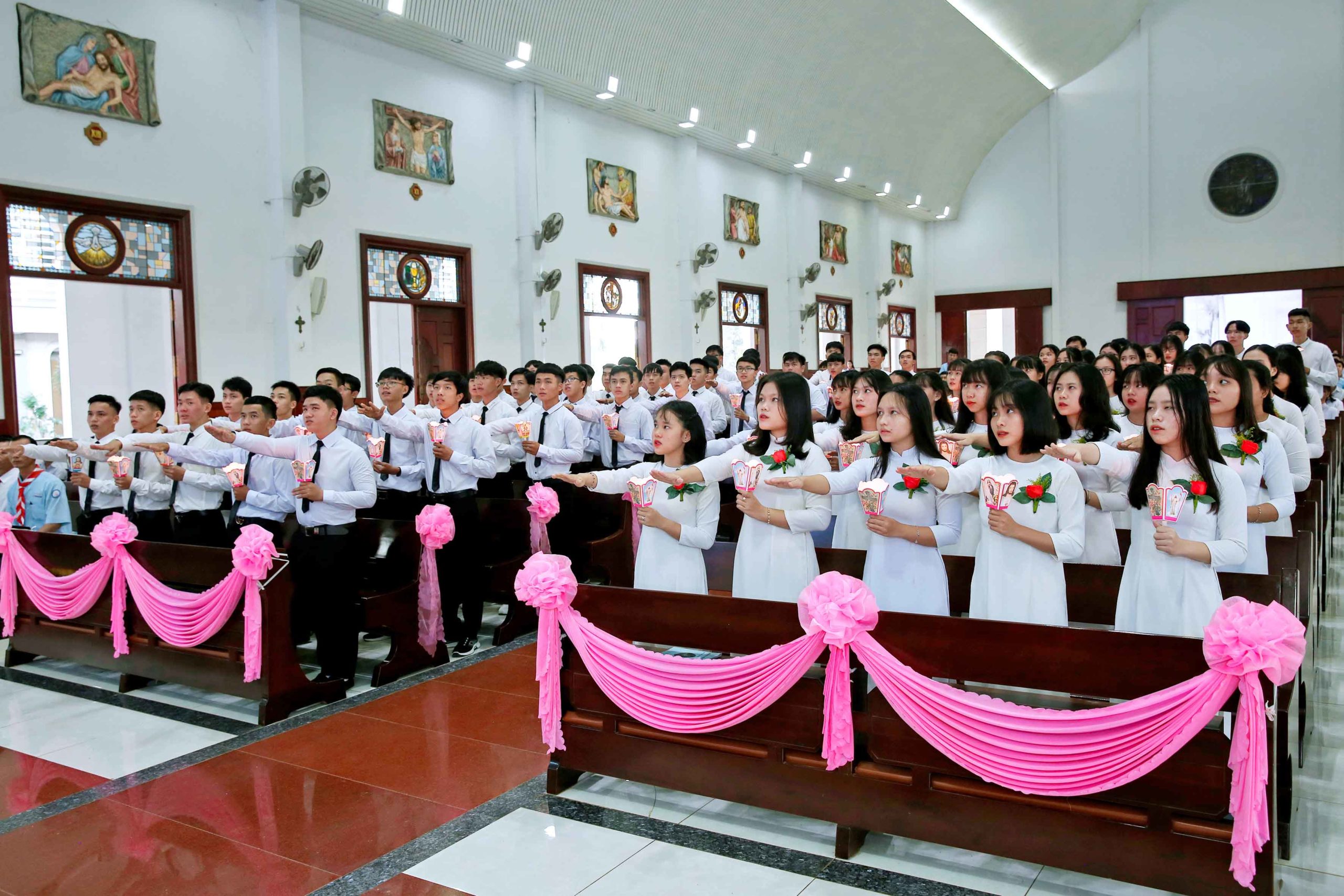 Tin Ảnh: Gx. Vinh Châu: Thánh lễ Tuyên hứa Bao Đồng