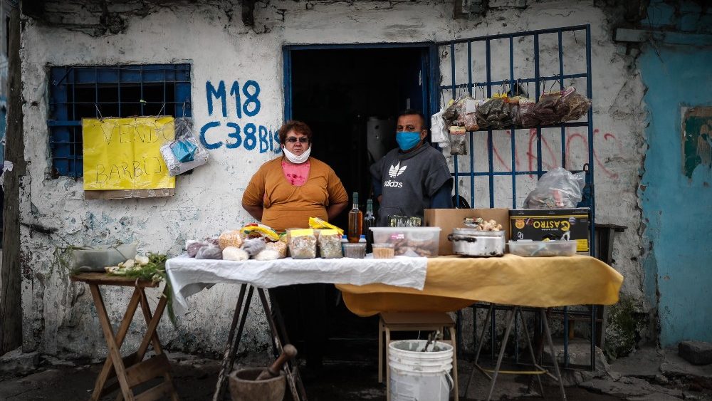 Đức Thánh Cha cầu nguyện cho linh mục “tử đạo vì người nghèo” ở Argentina