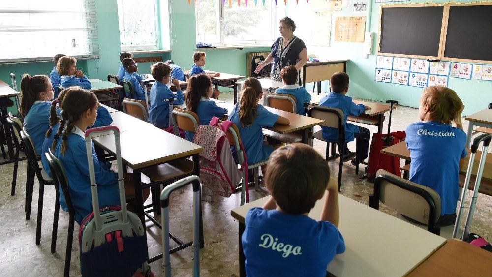 Giáo hội Áo: Dạy môn tôn giáo trong trường học là điều cần thiết trong một xã hội dân chủ và đa nguyên