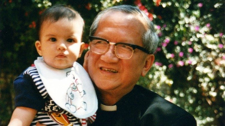Đức cha Crepaldi: ĐHY FX Nguyễn Văn Thuận, “một câu chuyện Kitô hữu tuyệt vời”