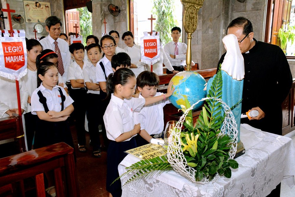 Phát triển vai trò tông đồ junior thuộc phong trào Legio Mariae trong mục vụ thăm viếng