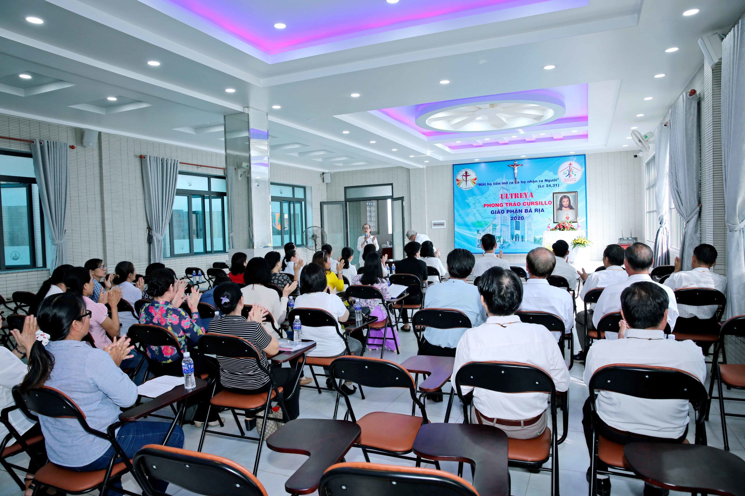 Tin Ảnh: Gp. Bà Rịa: Phong trào Cursillo Giáo phận tổ chức đại hội Ultreya lần thứ III
