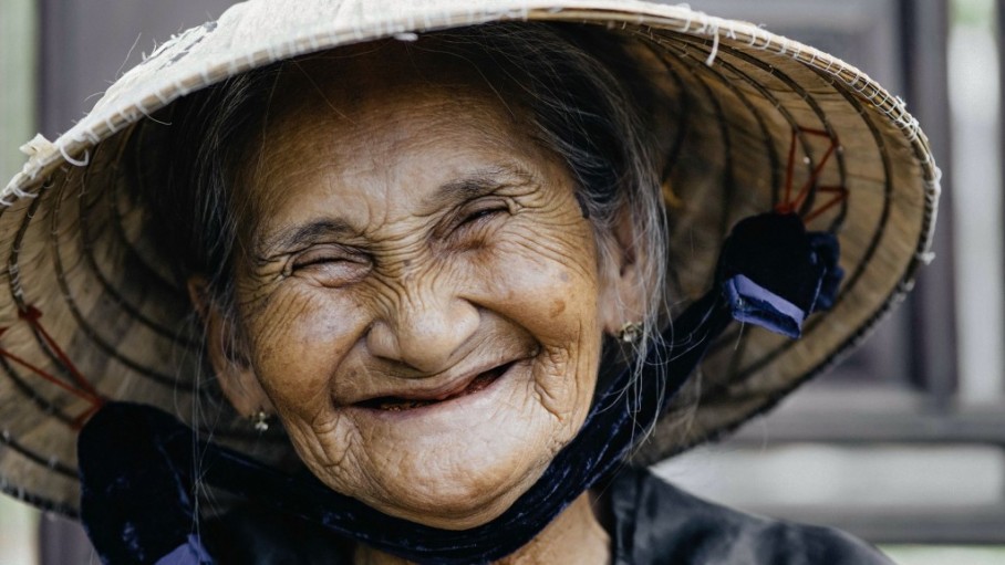 Công bố văn kiện về giúp đỡ người già