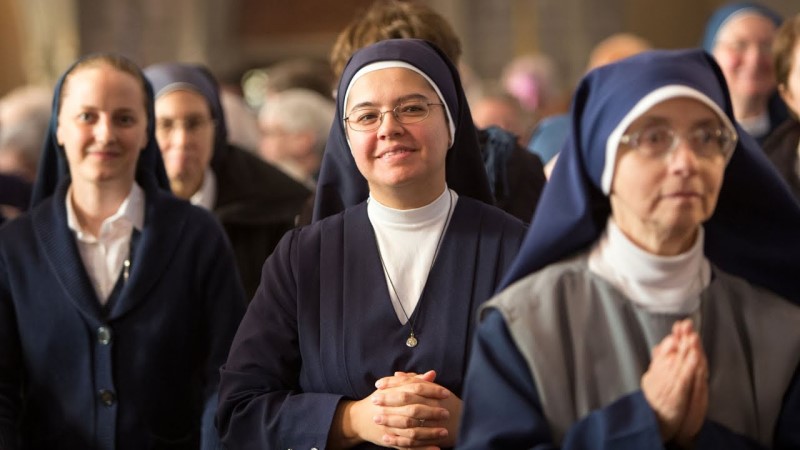 Xuất hành để tập trung đời sống dâng hiến vào Chúa Kitô và dự phóng của Người