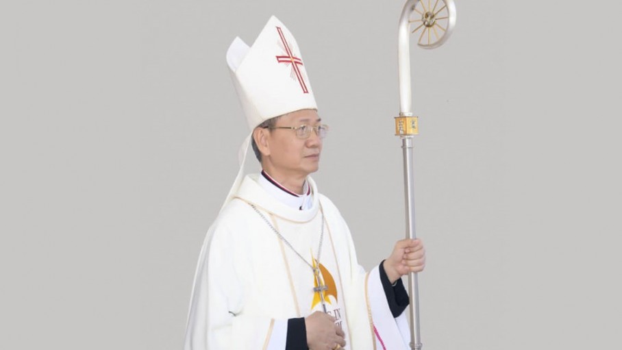 Đức cha Phêrô Huỳnh Văn Hai: Vai trò của người cha trong việc giáo dục người trẻ