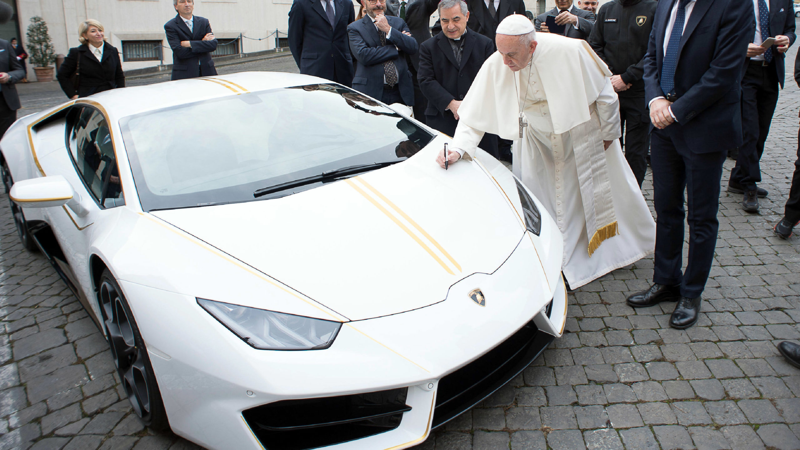 Tiền bán đấu giá xe Lamborghini của Đức Phanxicô giúp xây hai dự án ở đồng bằng Ninivê, Irak