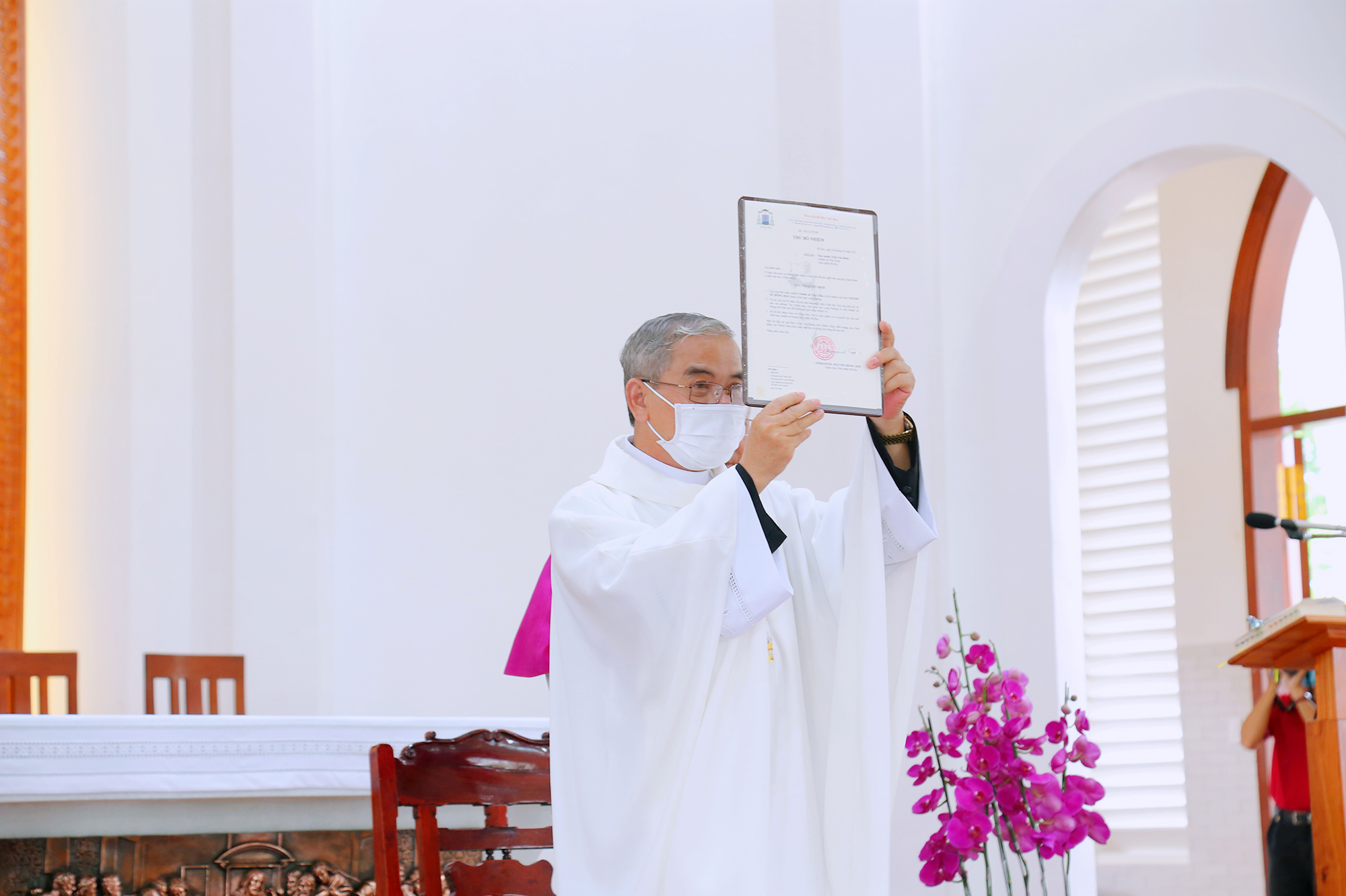 Gx. Đông Hải: Lễ nhận nhiệm sở của Cha Tân Chánh xứ Antôn Trần Văn Binh
