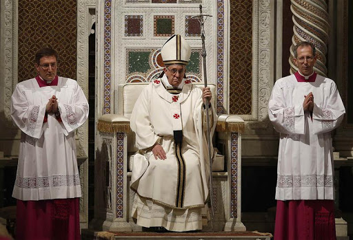 Ex Cathedra – Đức Giáo hoàng và các Đức Giám mục thi hành quyền bính giáo huấn như thế nào?