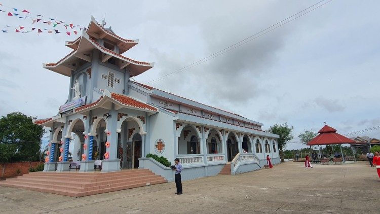 Giáo hội Thụy Sĩ dành cuộc lạc quyên vào tháng Mười giúp Giáo hội Việt Nam