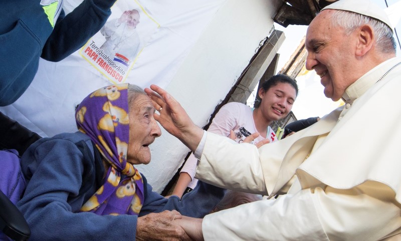 Thư Caritas – tháng 7/2021: Chăm sóc ông bà và người cao tuổi
