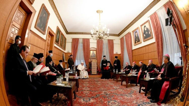 ĐTC thăm Đức Thượng phụ Jeronymos II và đoàn tuỳ tùng