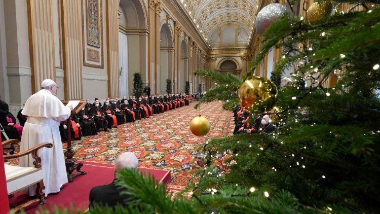 ĐTC Phanxicô tiếp kiến Giáo triều Roma – Chúc mừng Giáng Sinh và Năm Mới