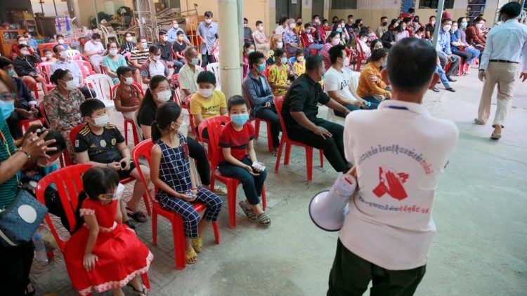 Các nữ tu Hàn Quốc với sứ vụ giáo dục dành cho trẻ em nghèo Campuchia