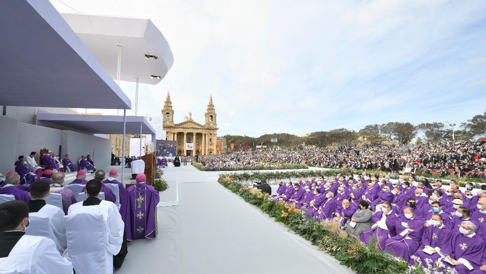 Bài giảng Thánh lễ tại quảng trường Vựa Lúa – Malta