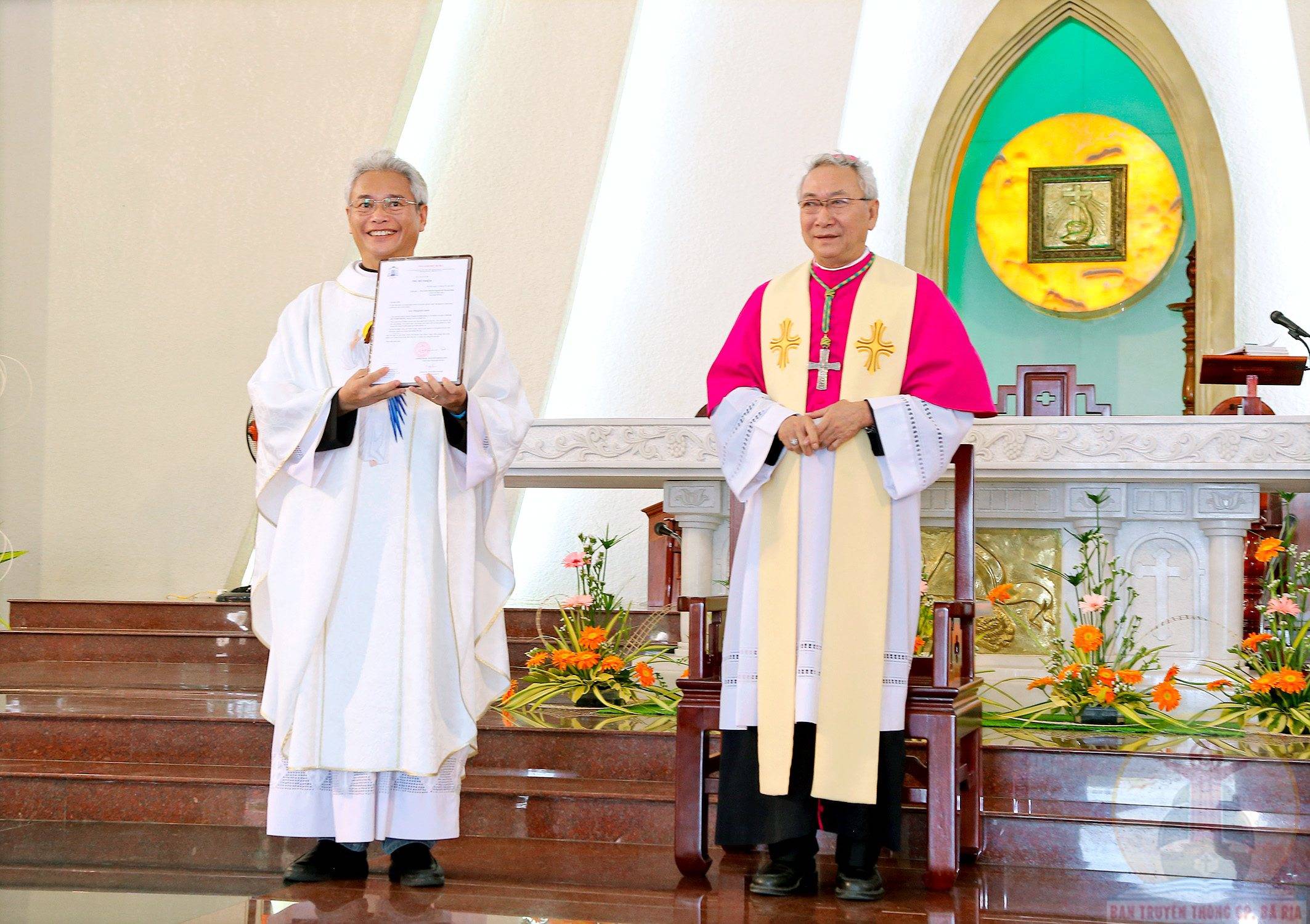 Giáo xứ Vinh Trung: Đón vị mục tử mới Giuse Maria Nguyễn Bá Thanh Minh - Ngày 10.5.2022