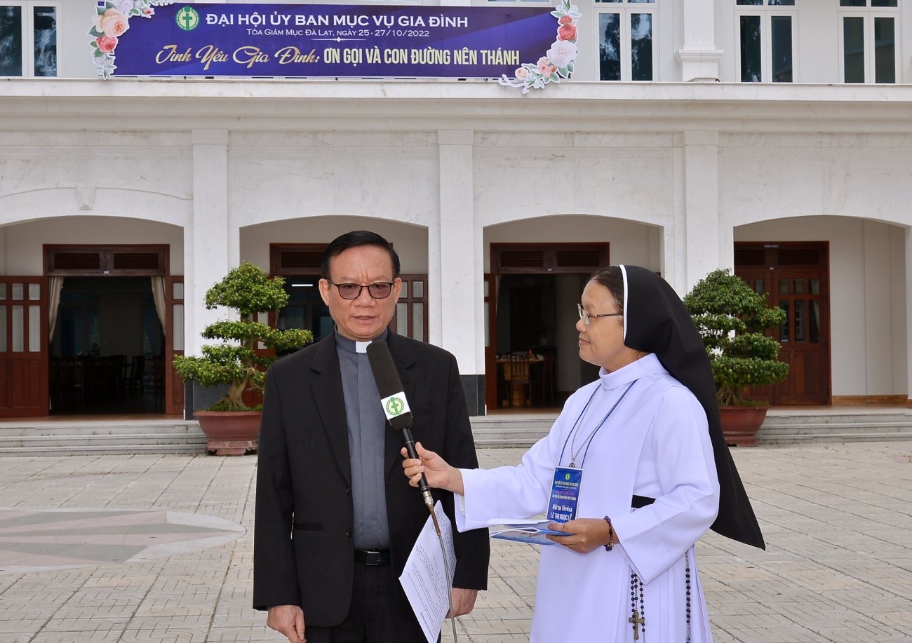 Phỏng vấn Cha Thư ký Ủy ban Mục vụ Gia đình trước thềm Đại hội Gia đình Toàn quốc 2022