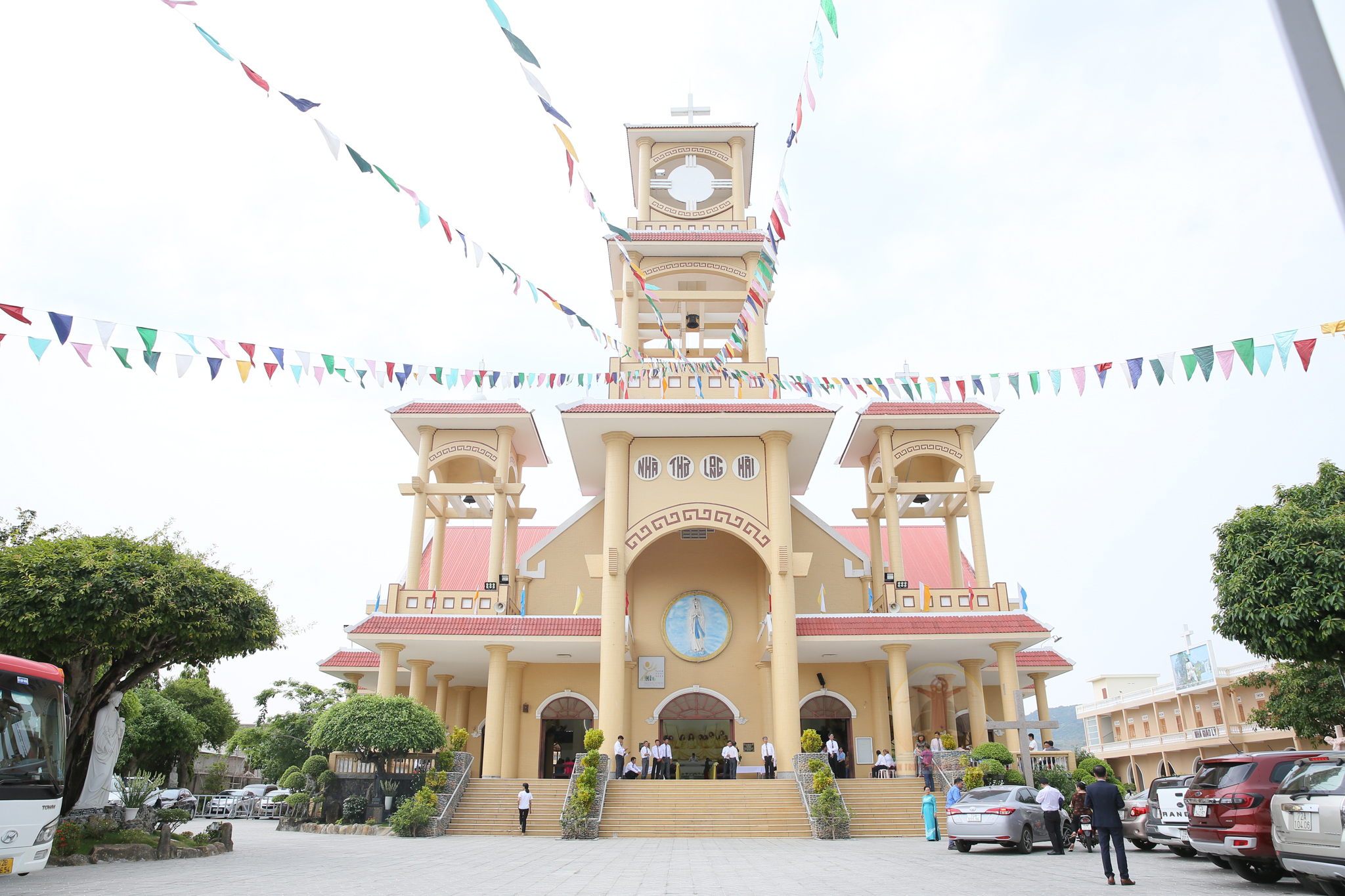 Gx. Long Hải: Hân hoan đón vị chủ chăn mới: Cha Giuse Phạm Văn Khiết – Ngày 08.5.2023