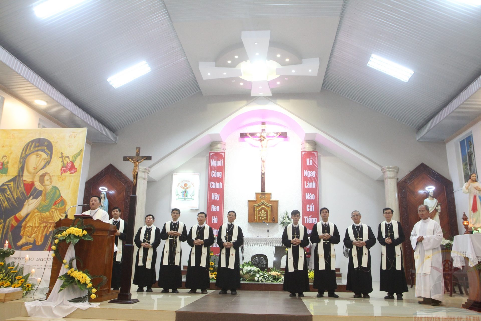 Gx. Thiện Phước: Cử hành Tuần Đại Phúc