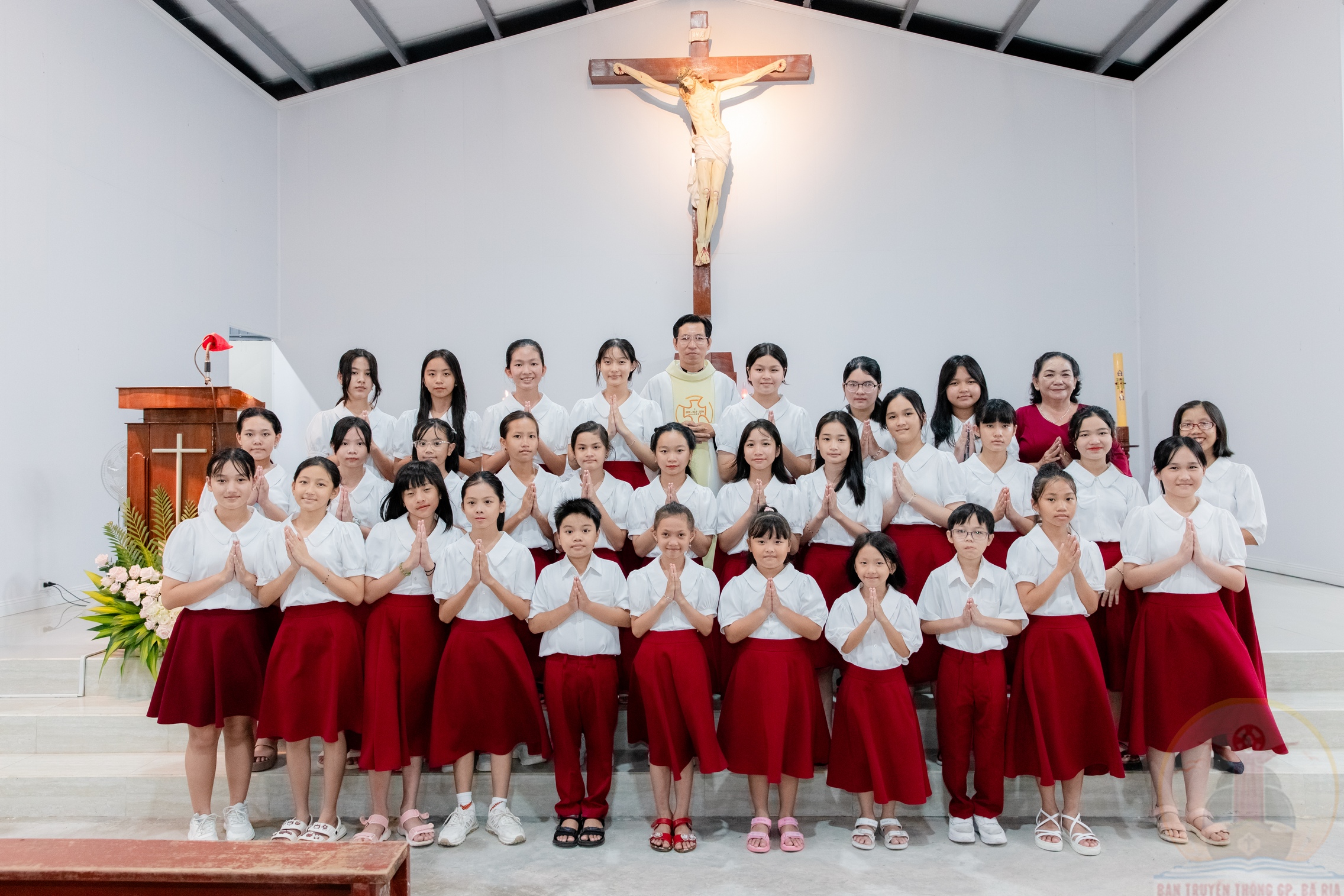 Gx. Thủ Lựu: Mừng lễ kính các Tổng lãnh Thiên Thần- Bổn mạng Ca đoàn Thiếu nhi