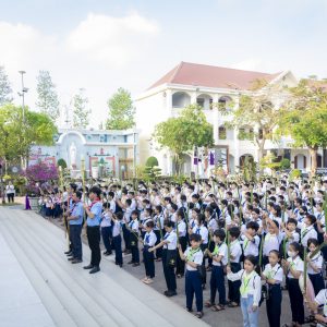 Gx. Thanh Phong: Cử hành phụng vụ lễ Lá 2024