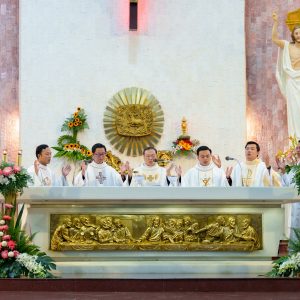 Gx. Chánh Tòa: Thánh lễ tạ ơn mừng 22 năm hồng ân linh mục của Cha Chánh xứ