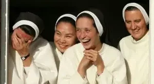 Liệu nữ tu có nên học hành?